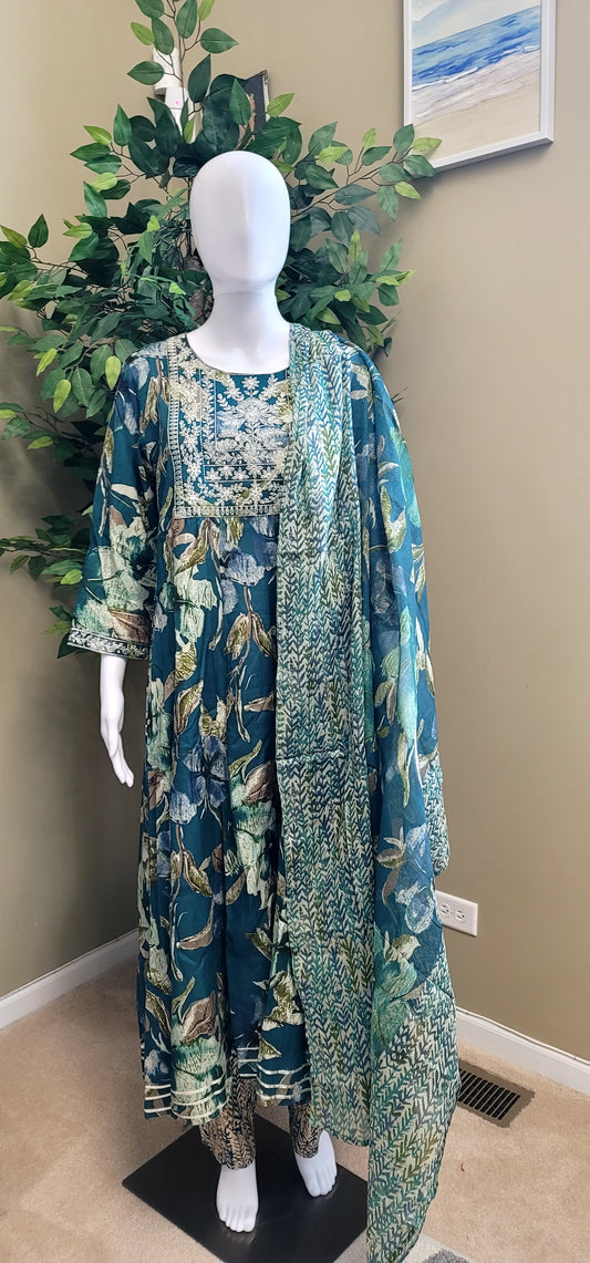 Rayon Cotton 3 piece set in Green/Gray with pretty embroidery - front